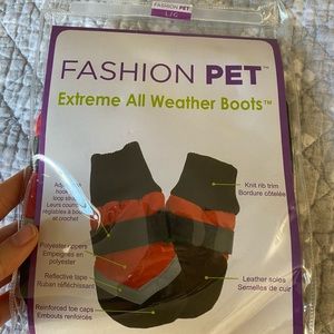 NWT Fashion Pet Extreme All Weather Dog snow outdoor Boots size large